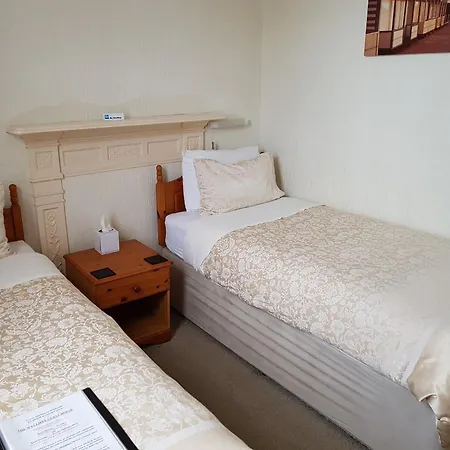 The Wycliffe Bed & Breakfast Folkestone Exterior photo